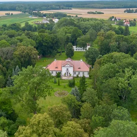 Villa Stara Oranzeria Dwor *